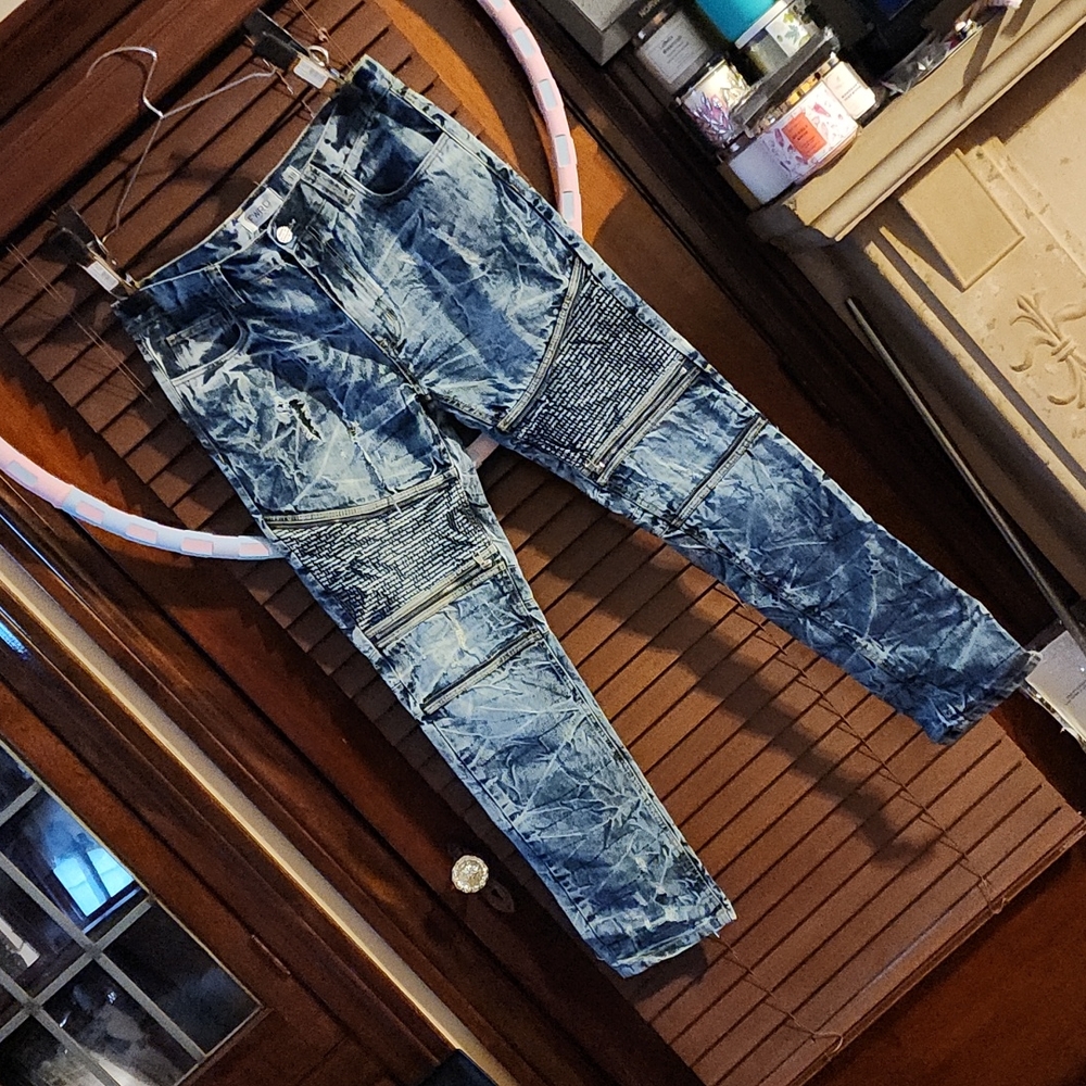 Men's FWRD Washed bluejeans